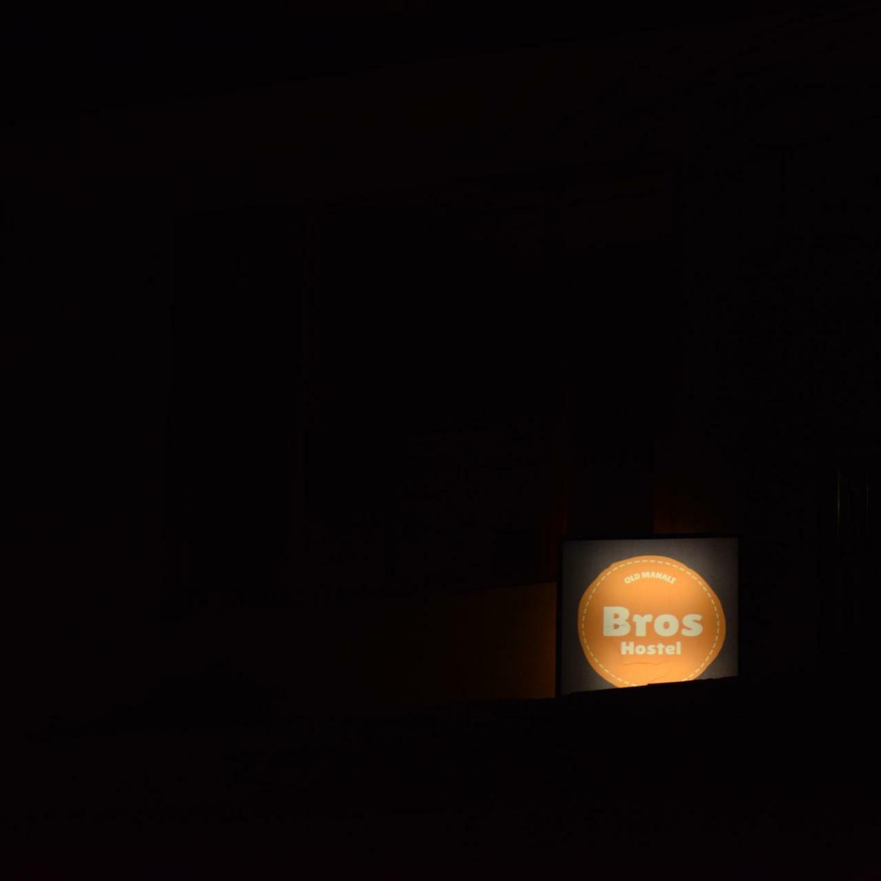 Bros Hostel Manali エクステリア 写真