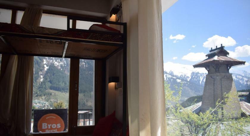 Bros Hostel Manali エクステリア 写真